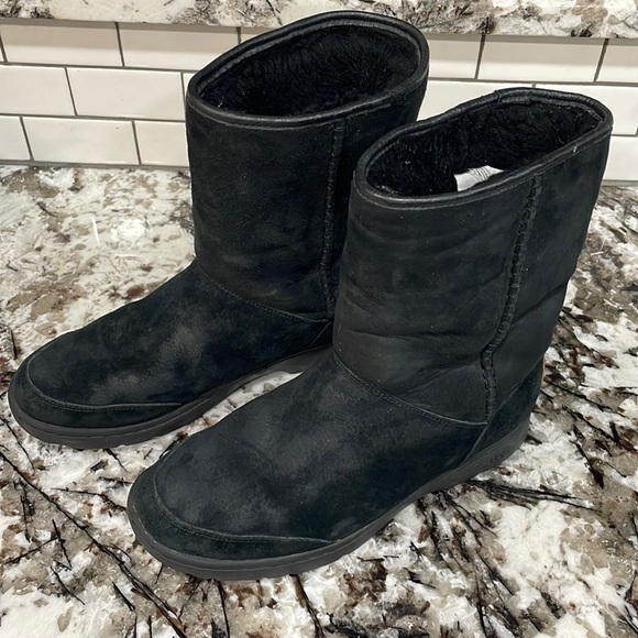 UGG Shoes Ugg Boots Waterproof Poshmark